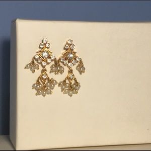 Gold dangling earrings